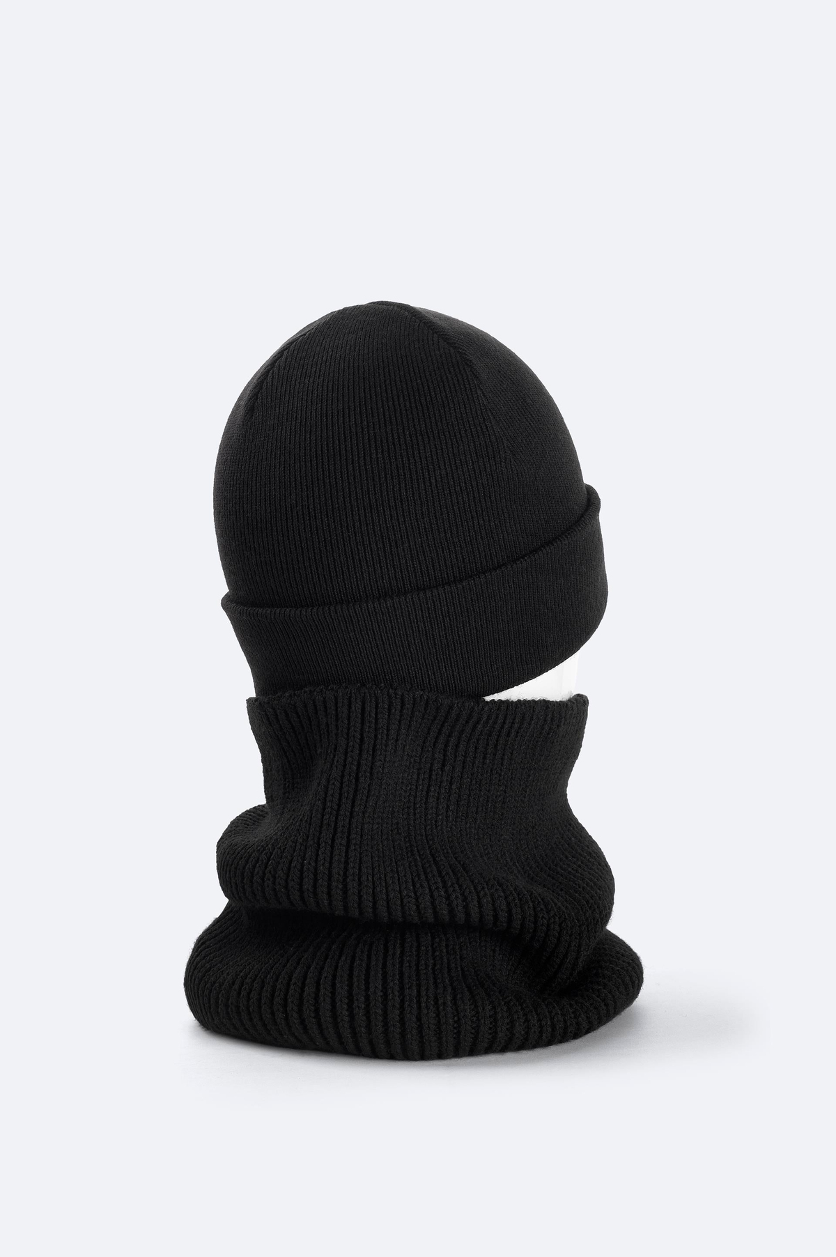 Black Beanie & Neck Warmer