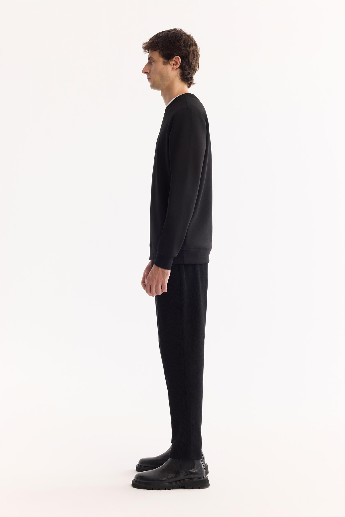 Siyah Bisiklet Yaka Aplike Baskı   İnterlok Sweatshirt