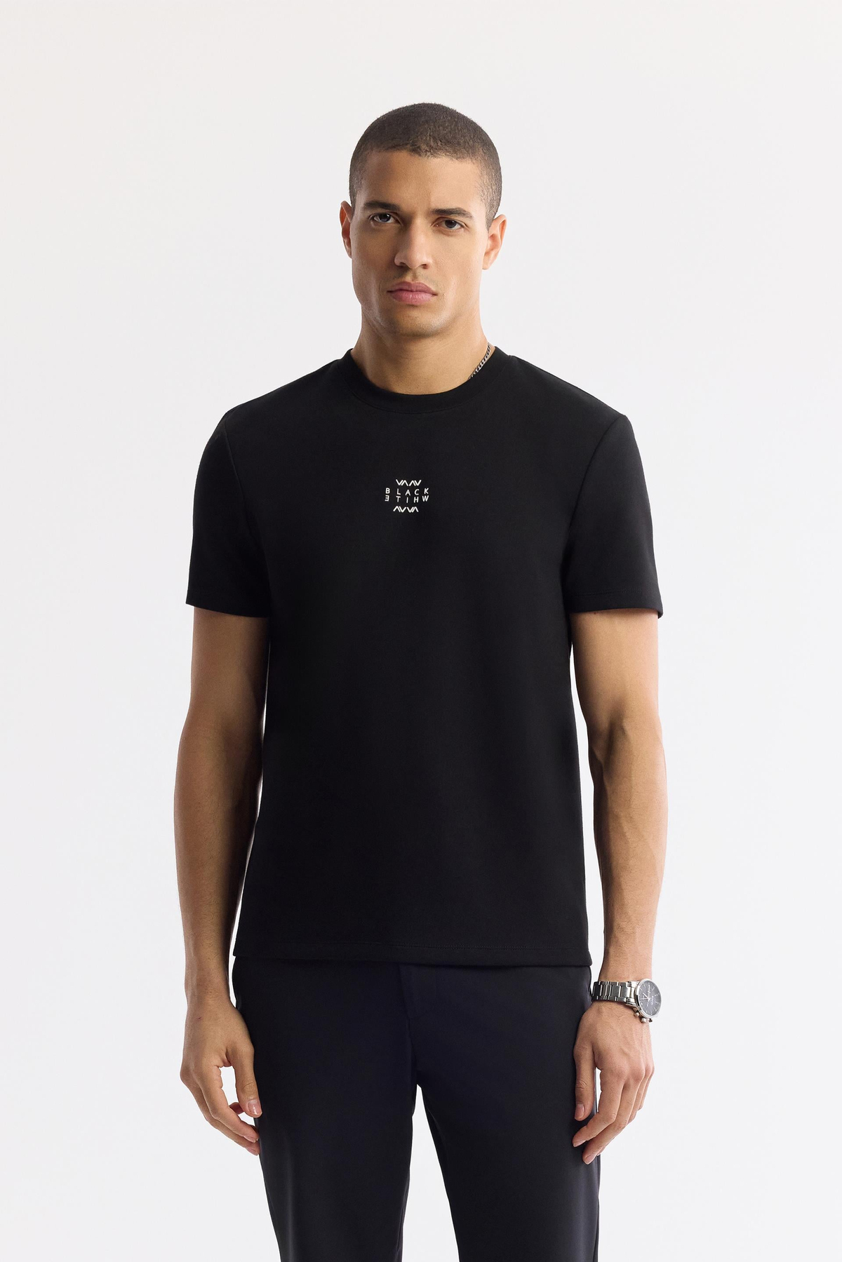 Siyah Bisiklet Yaka Baskılı İnterlok T-Shirt