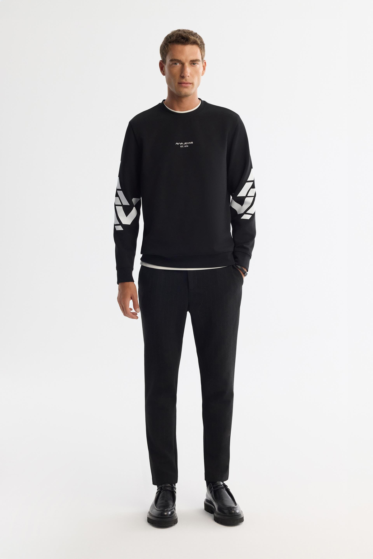 Siyah Bisiklet Yaka Baskılı  Sweatshirt