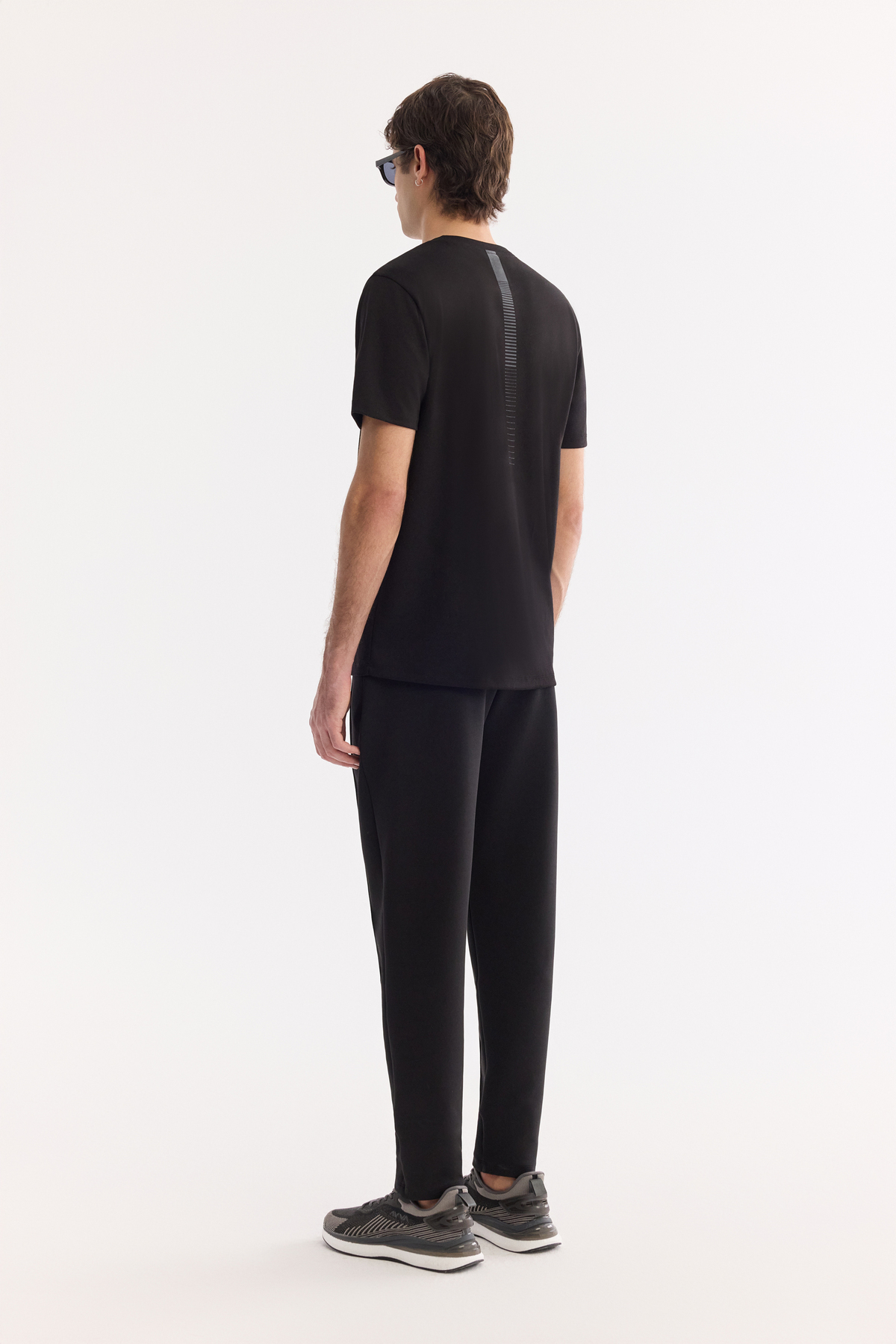 Black Round Neck T-Shirt