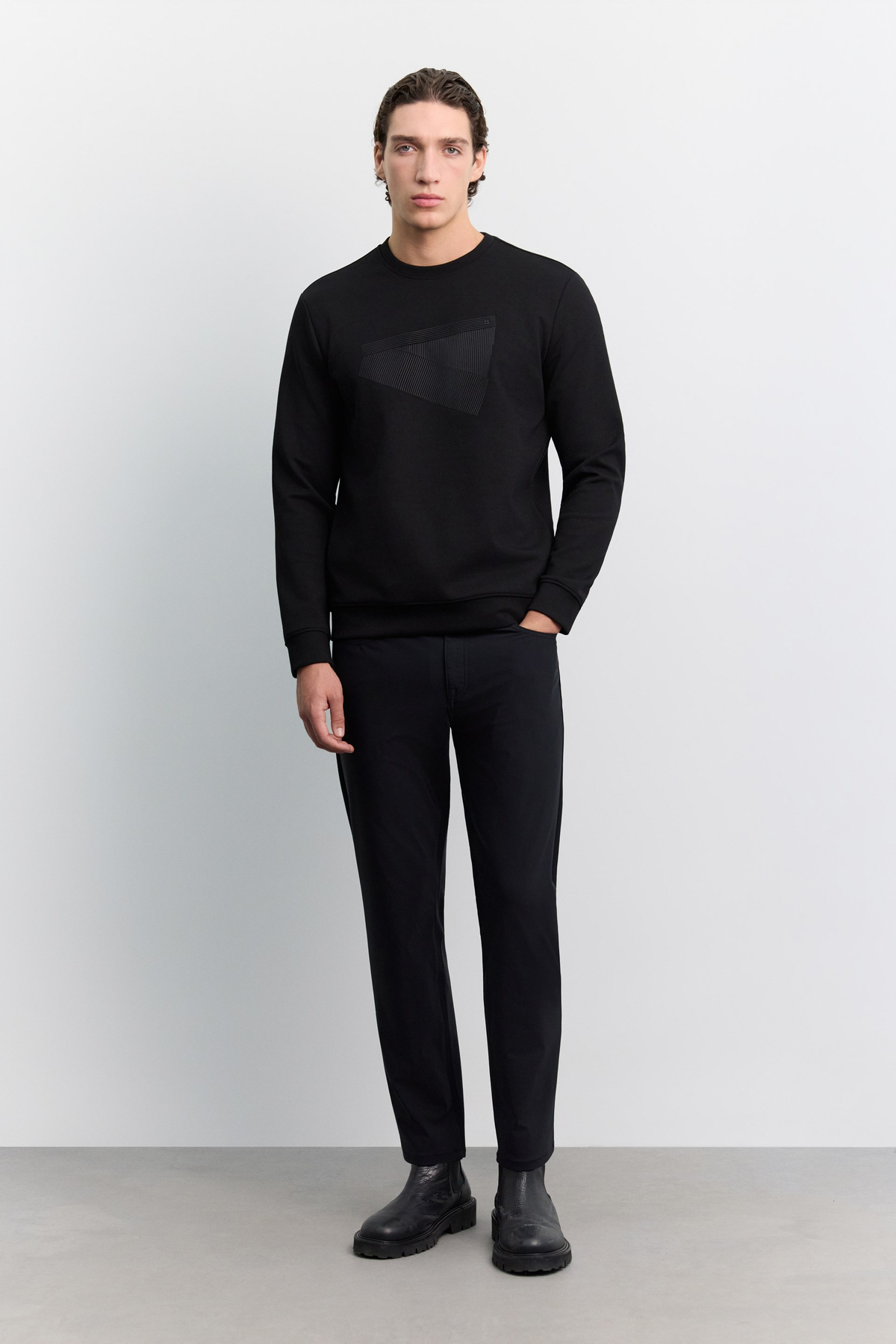 Siyah Bisiklet Yaka Enjeksiyon Baskılı İnterlok Sweatshirt