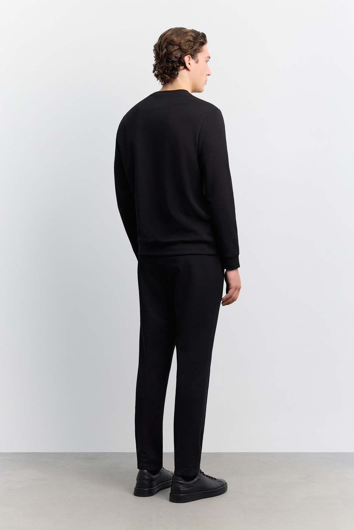 Siyah Bisiklet Yaka Enjeksiyon Baskılı  İnterlok  Sweatshirt