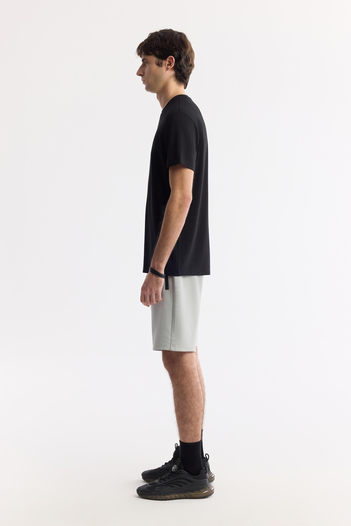 Siyah Bisiklet Yaka Hareketli Hologram Baskılı Shoft Touch T-Shirt
