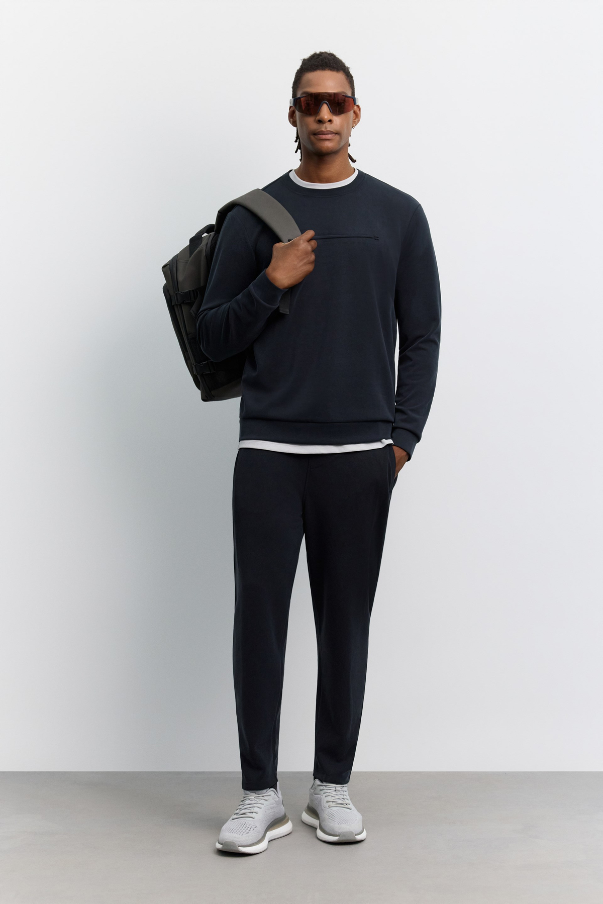 Siyah Bisiklet Yaka Modal Karışımlı Soft Touch Sweatshirt
