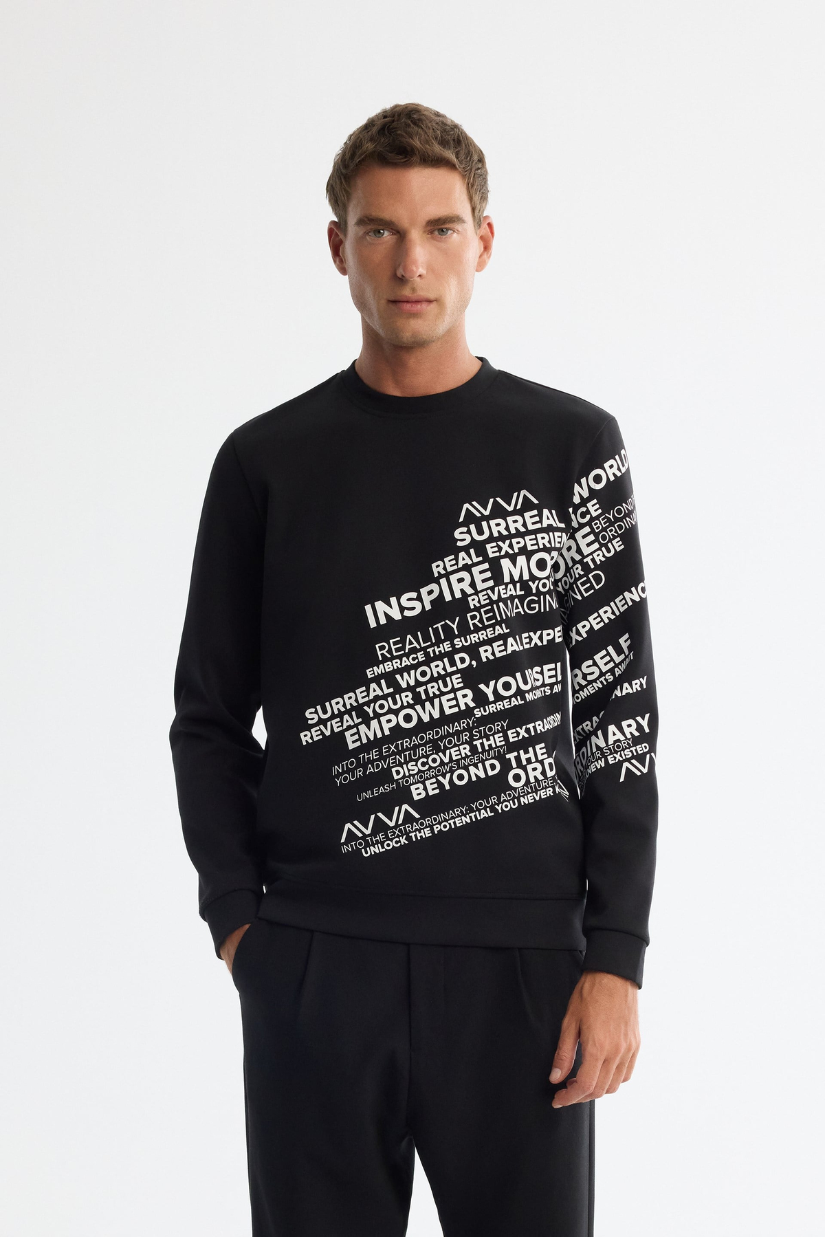 Siyah Bisiklet Yaka Pamuklu Baskılı Sweatshirt