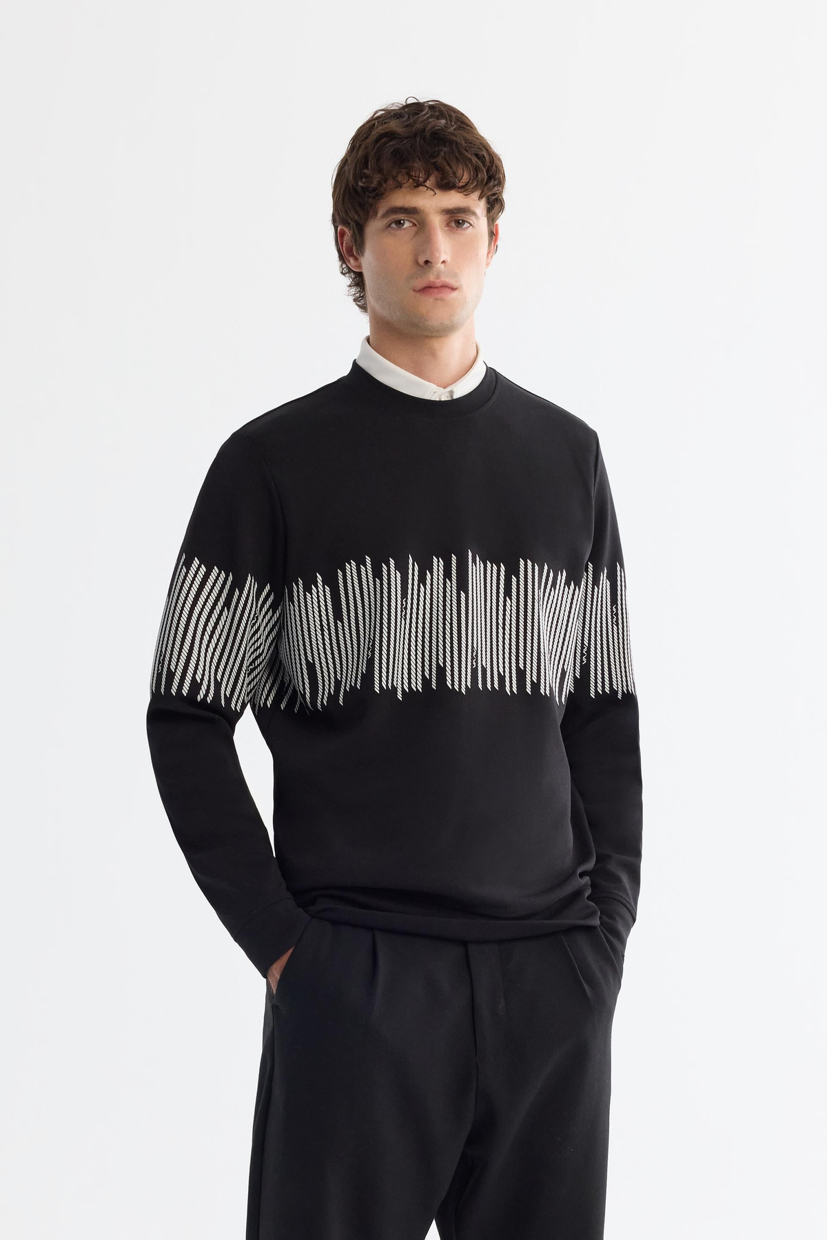 Siyah Bisiklet Yaka Pamuklu Çizgili Sweatshirt