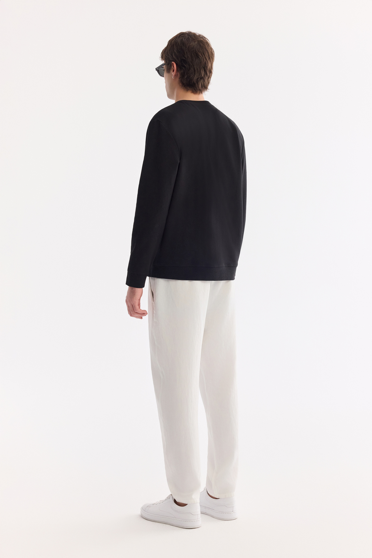 Siyah Bisiklet Yaka Pamuklu Kolay Ütülenen Sweatshirt
