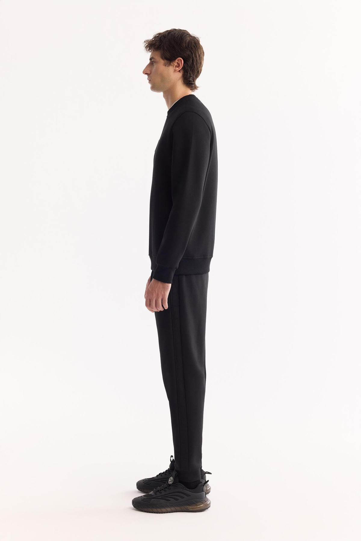 Siyah Bisiklet Yaka Piramit Baskılı 3 İplik Şardonlu Sweatshirt