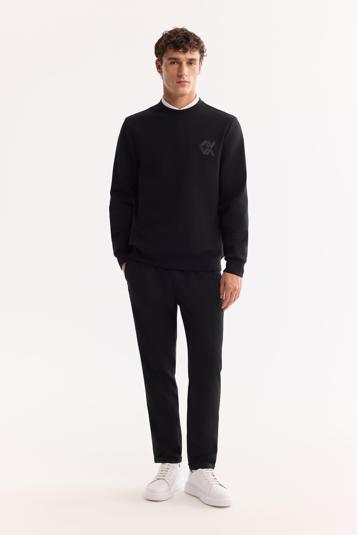 Siyah Bisiklet Yaka Piramit Baskılı İnterlok Sweatshirt