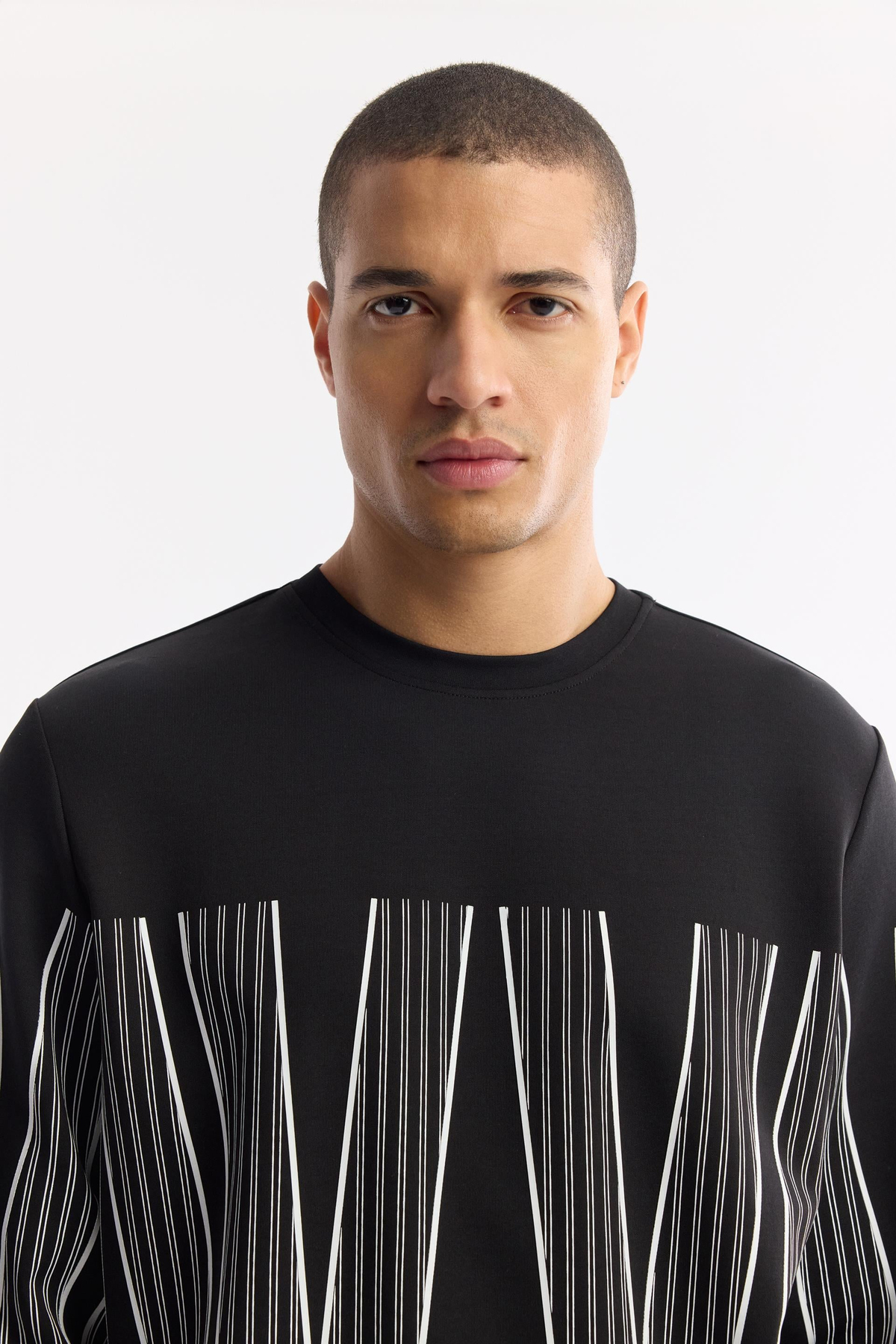 Siyah Bisiklet Yaka Silikon Transfer Baskılı İnterlok Sweatshirt