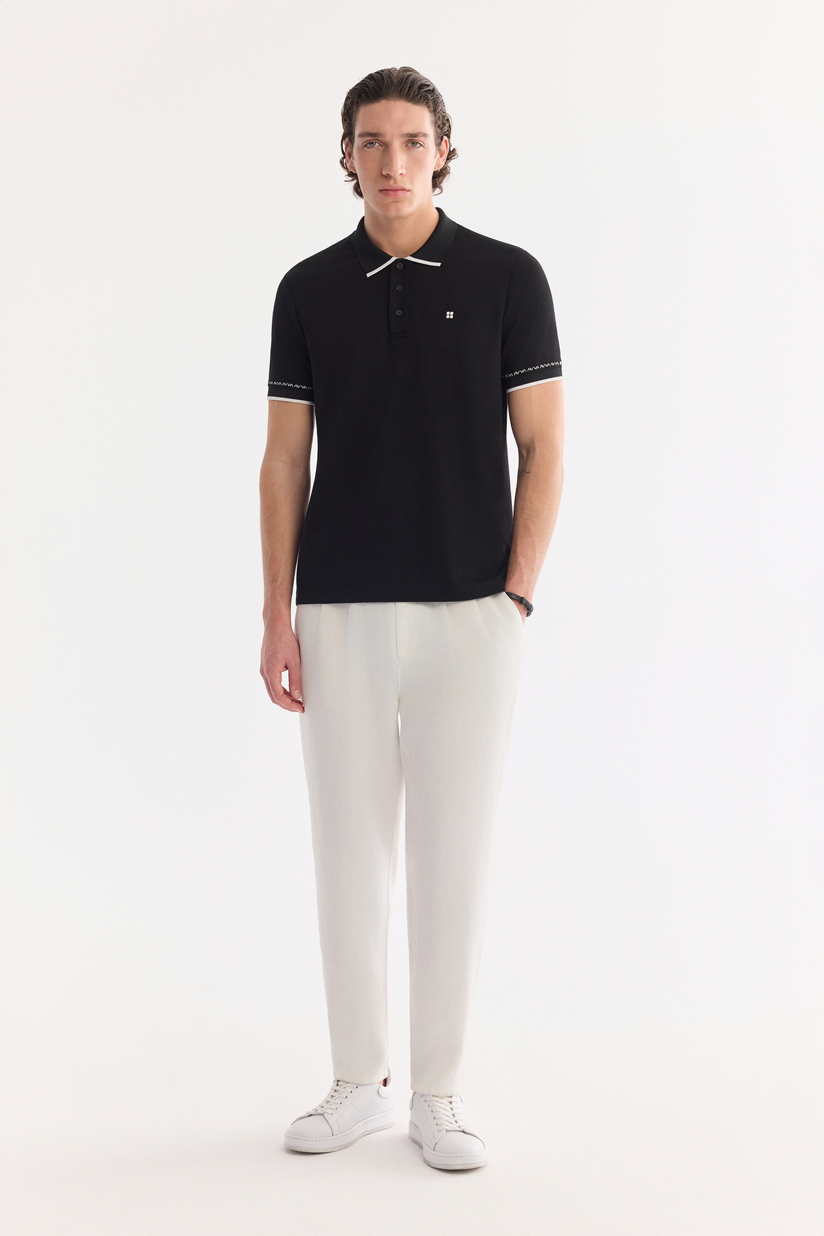 Siyah Düğmeli  Polo Yaka Flexi Bask İnterlok T-Shirt