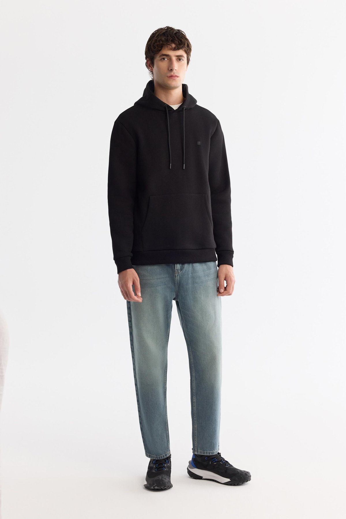Siyah Kapüşonlu 3 iplik şardonlu sweatshirt