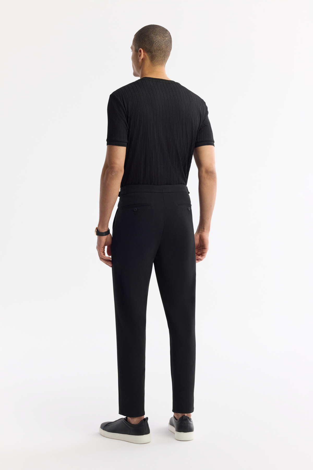 Siyah Klasik Bel Pileli Apolet Detaylı Gordion Carrot Fit Pantolon