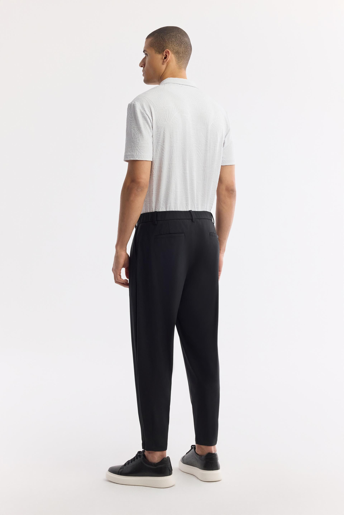 Siyah Klasik Bel Teknik Kumaş Baggy Fit Paçası Fermuarlı Pantolon