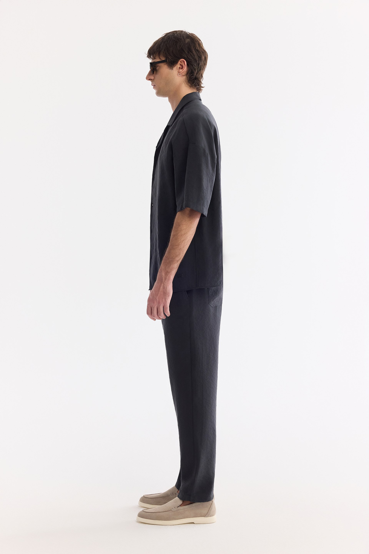 Siyah Küba Yaka Modal Karışımlı Oversize Fit Kısa Kol Gömlek