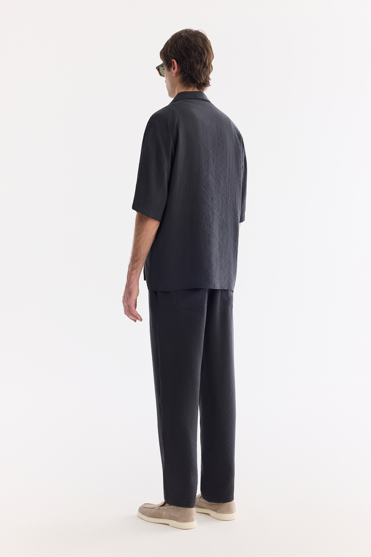 Siyah Küba Yaka Modal Karışımlı Oversize Fit Kısa Kol Gömlek