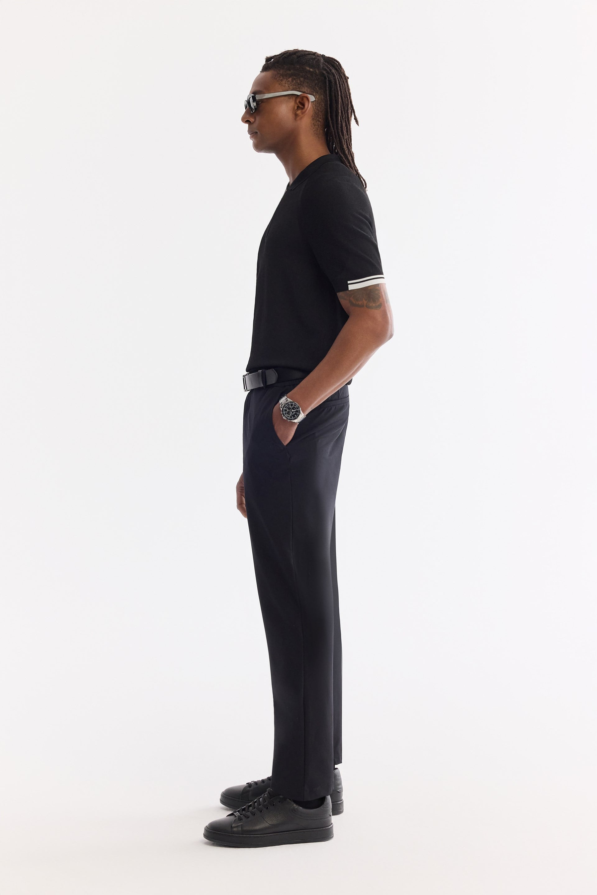 Siyah Polo Yaka Fermuarlı Kol Örgü Detaylı Triko T-shirt