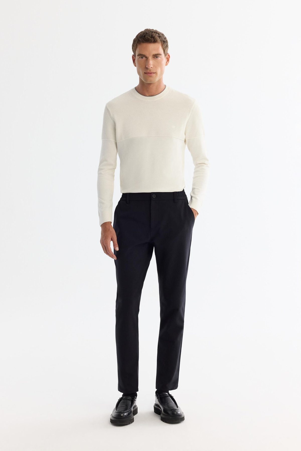 Siyah Yanı Lastikli Teknik Slim Fit Pantolon
