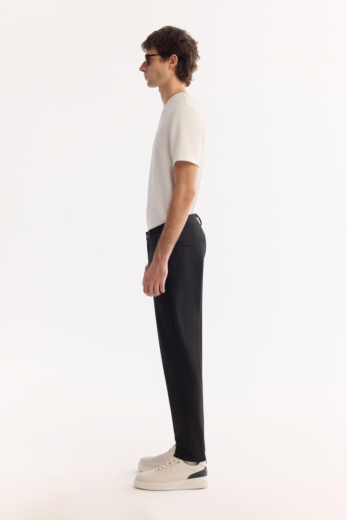 Siyah Yanları Lastikli Slim Fit Chino Pantolon
