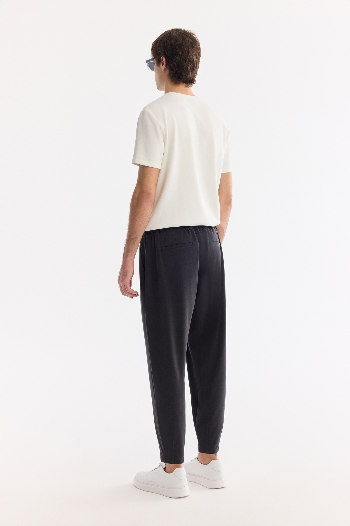Siyah Yumuşak Dokulu Lyocell Karışımlı Örme Baggy Fit Pantolon