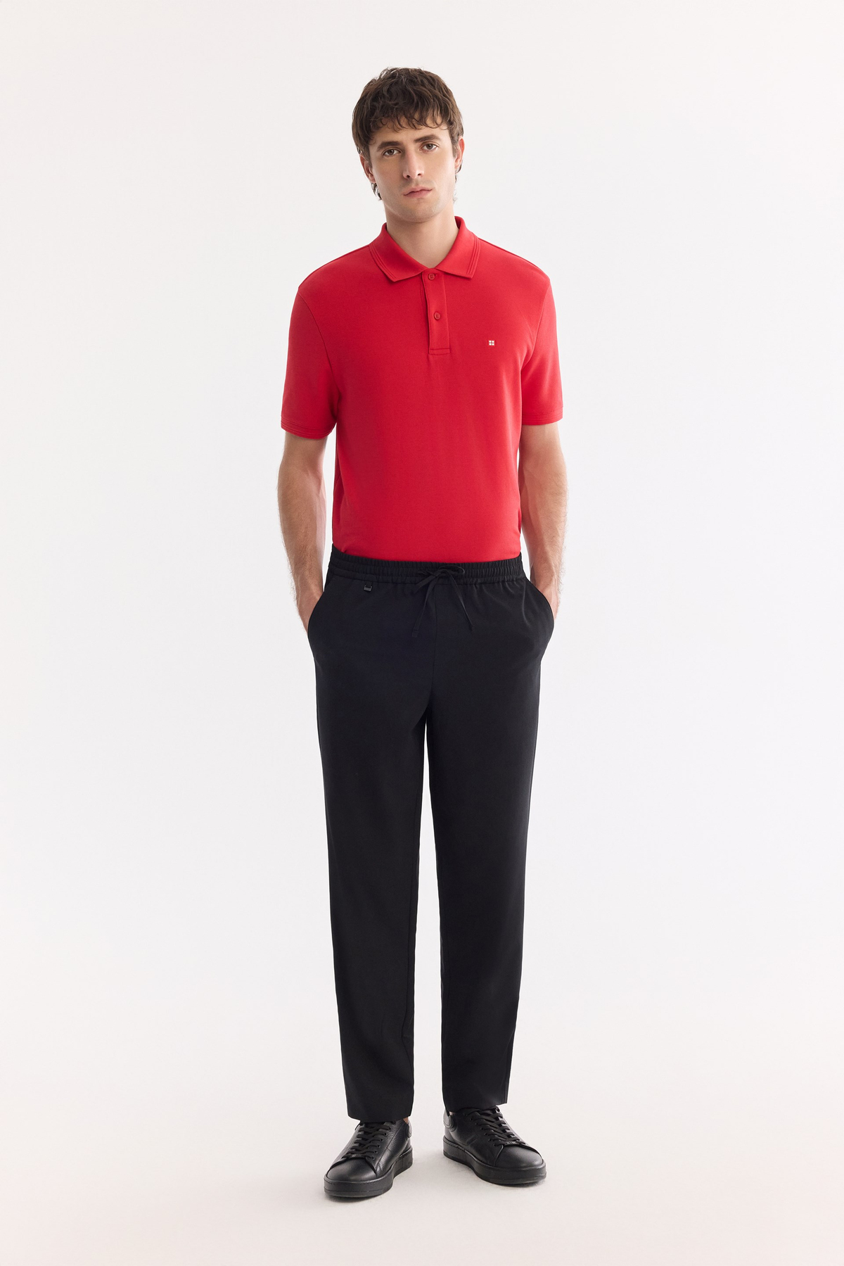 Siyah Yumuşak Tuşeli Beli Full Lastikli Relaxed Fit Pantolon