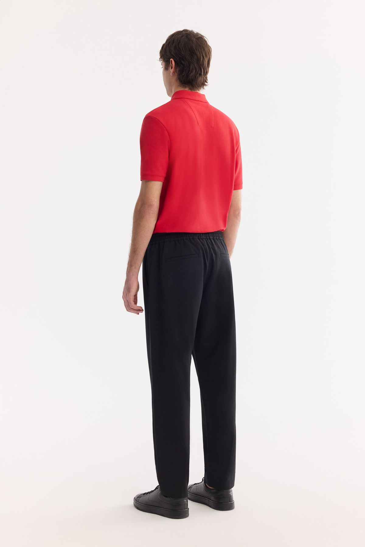 Siyah Yumuşak Tuşeli Beli Full Lastikli Relaxed Fit Pantolon