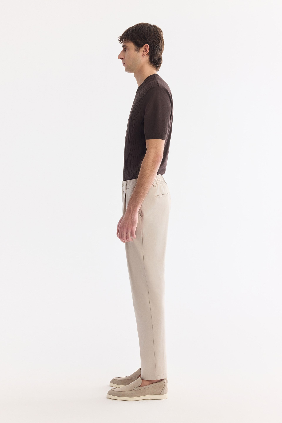 Taş Yanı Lastikli Pileli Lyocell Relaxed Fit Pantolon