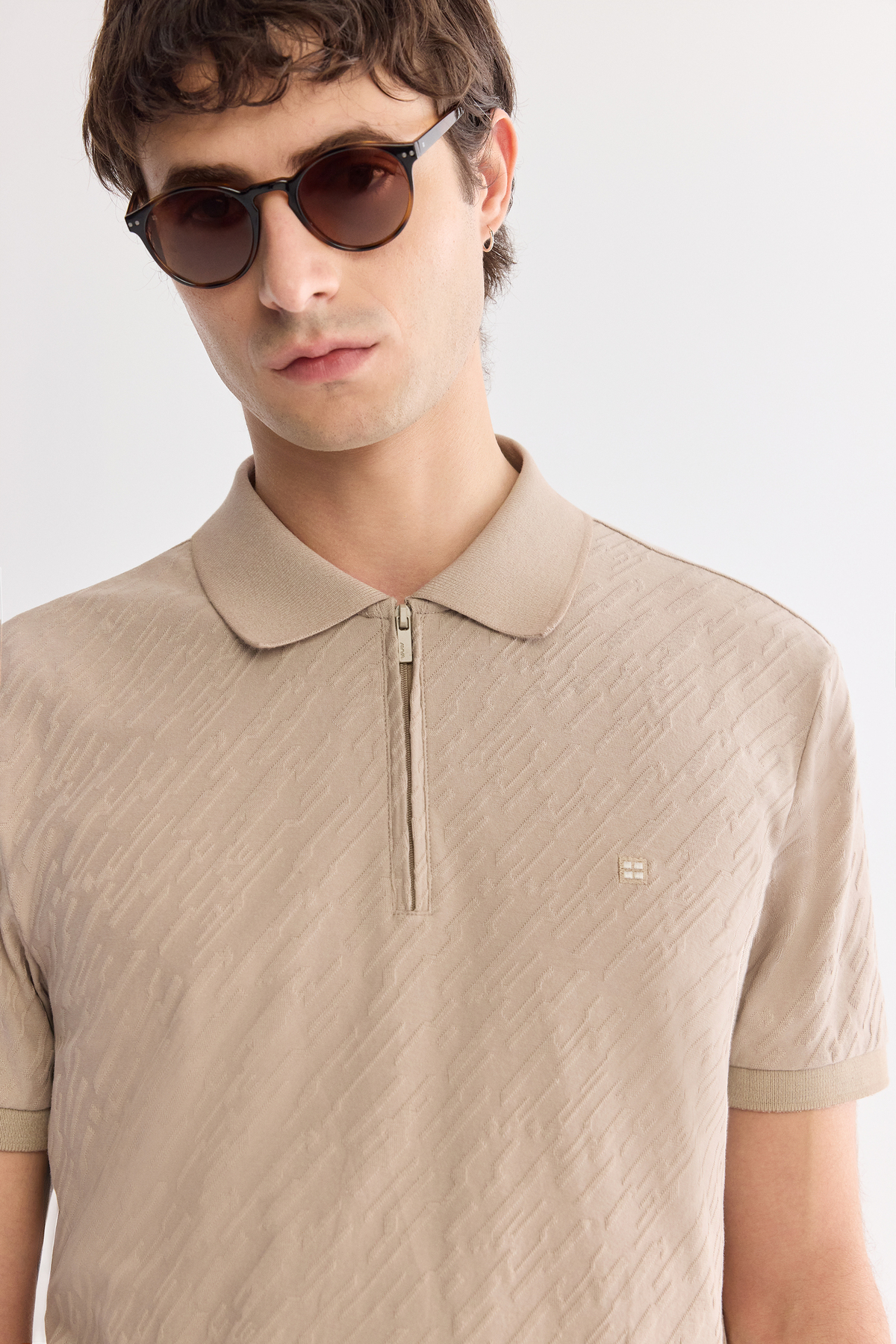 Vizon Fermuarlı Polo Yaka Jakarlı T-Shirt