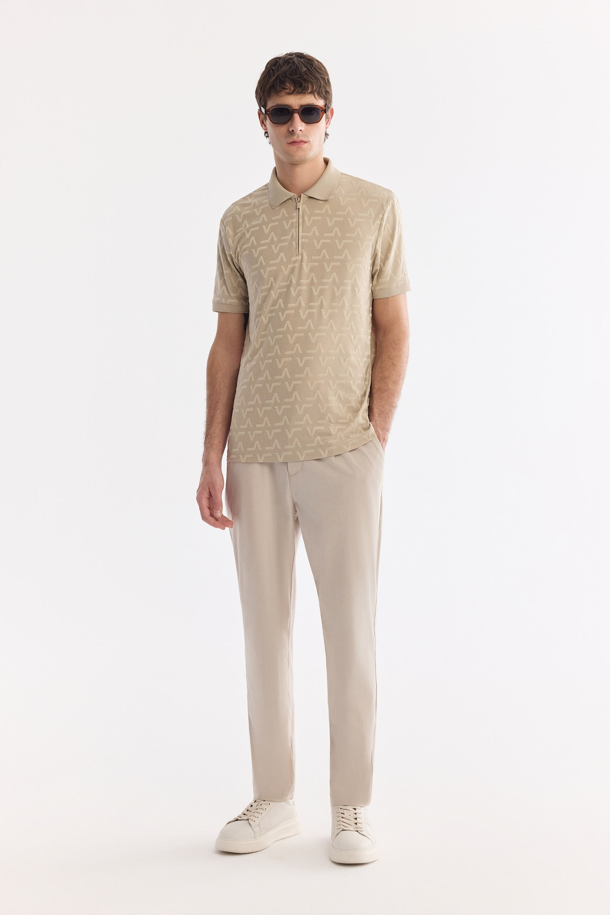 Vizon Fermuarlı Polo Yaka Jakarlı T-Shirt