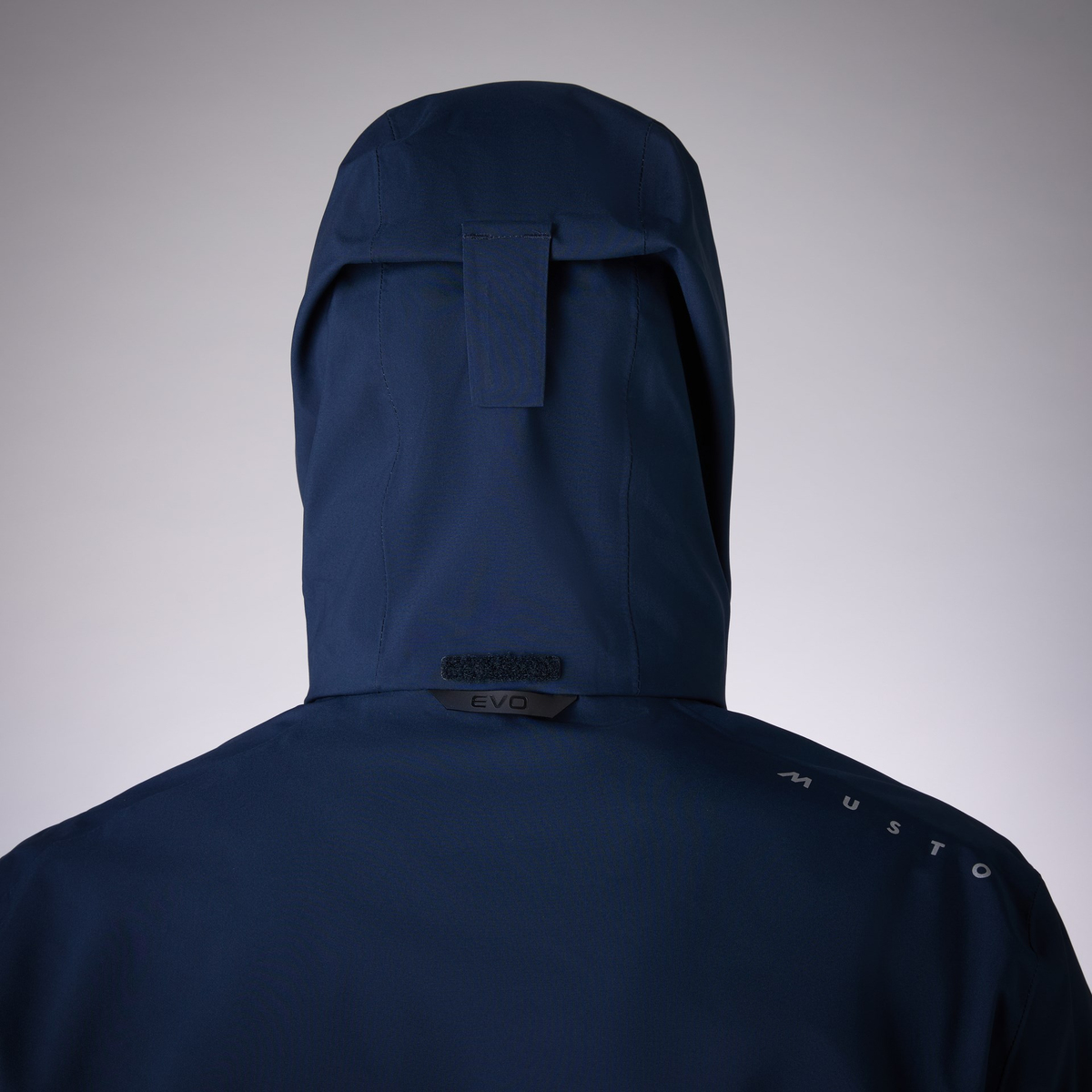 MUSTO M EVO WP CREW MONT