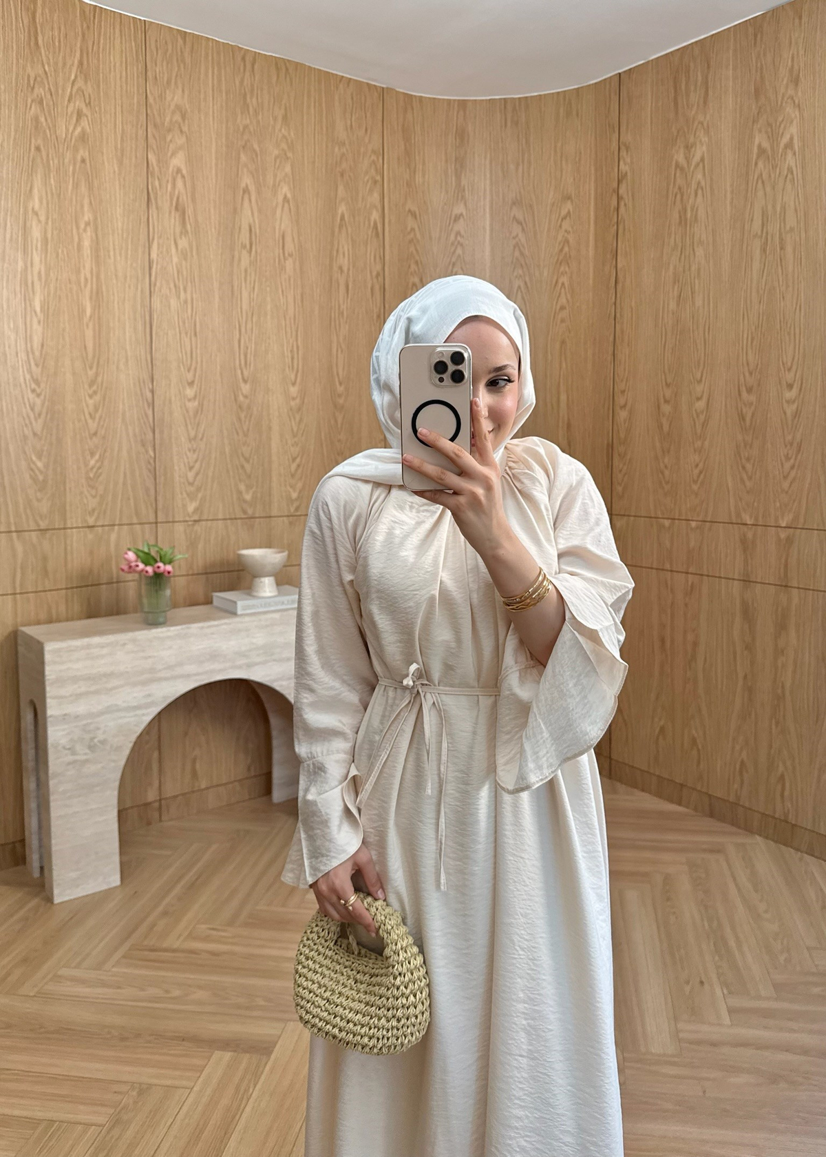 Kol Detaylı  Elbise Bej