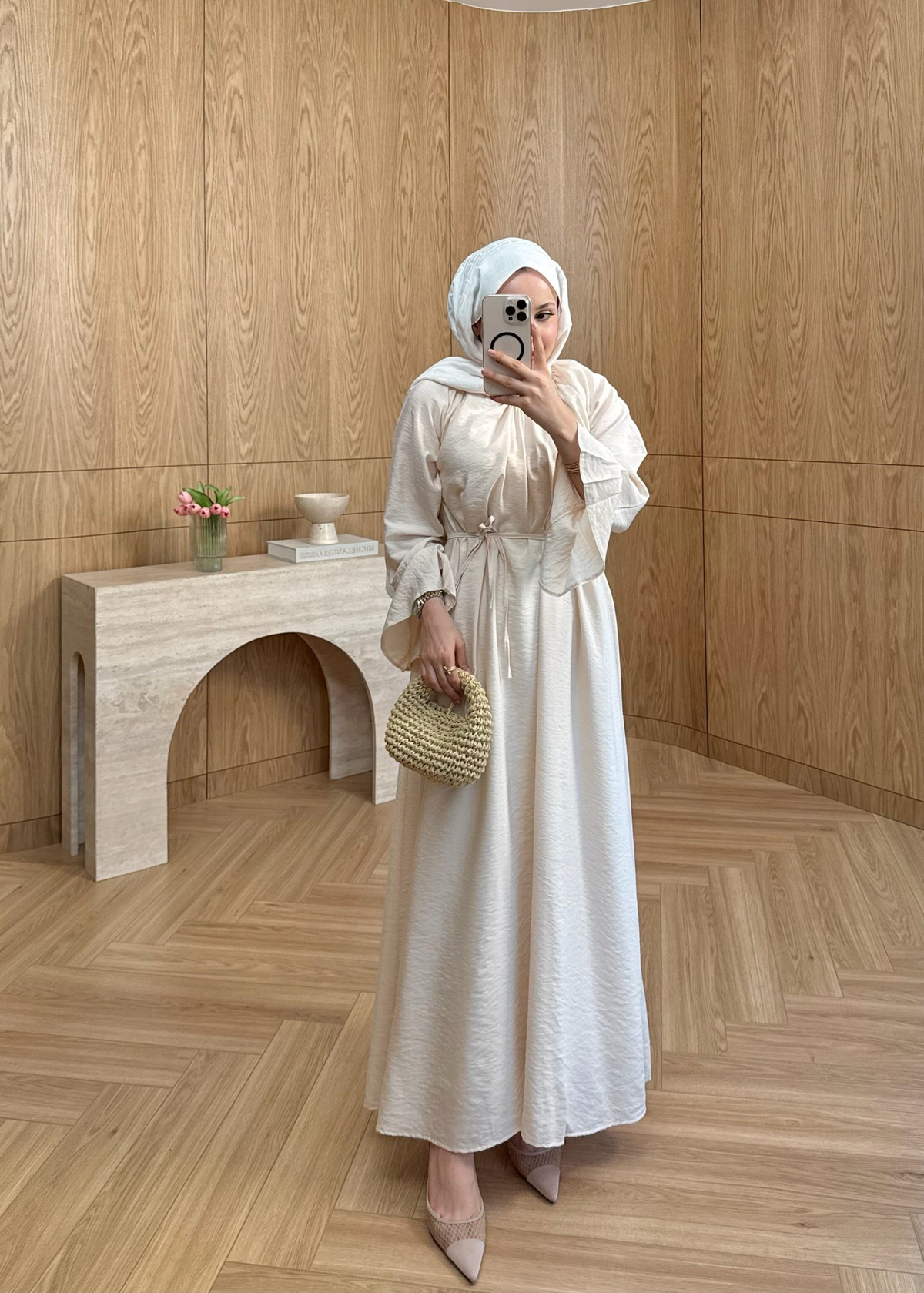 Kol Detaylı  Elbise Bej
