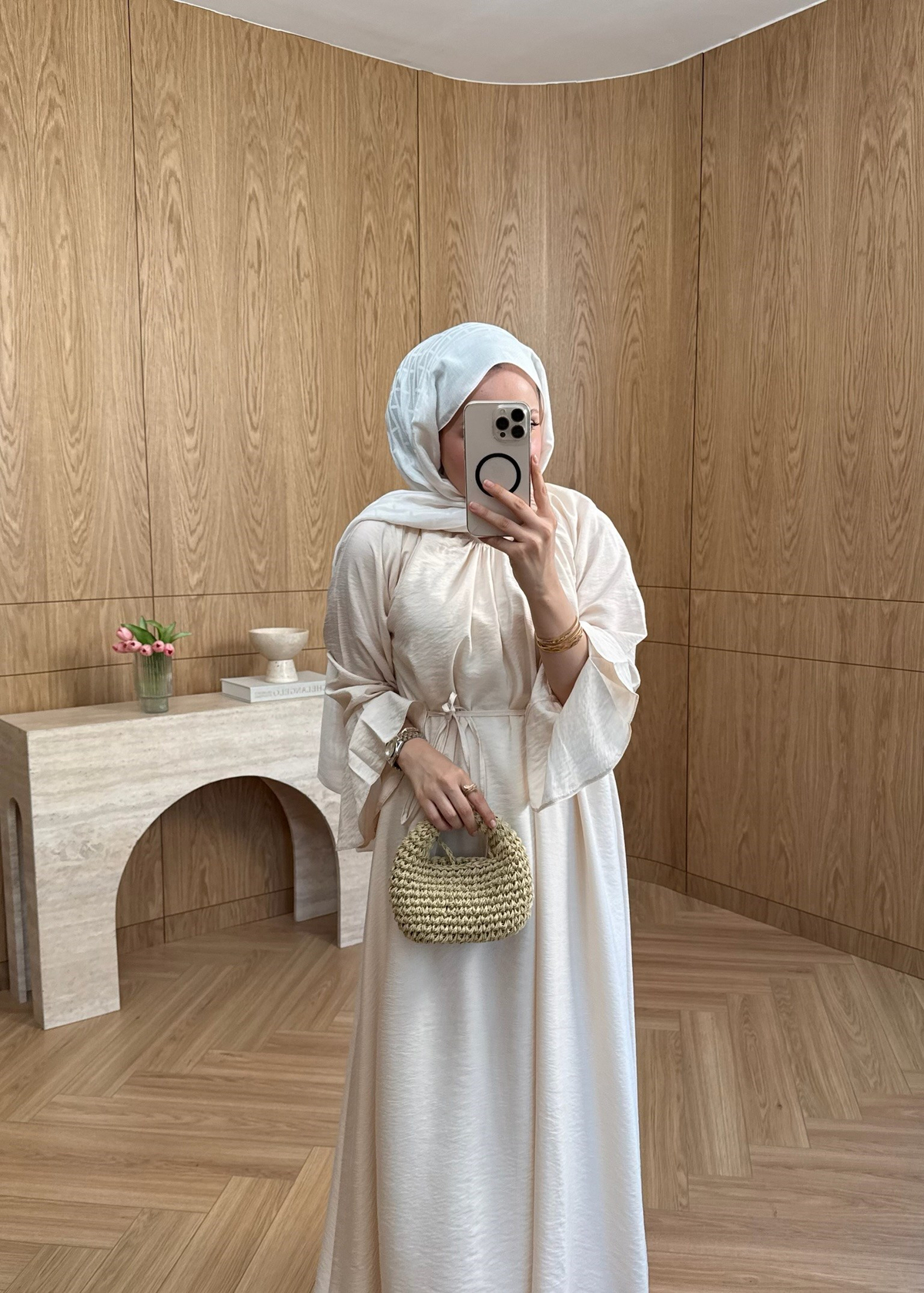 Kol Detaylı  Elbise Bej