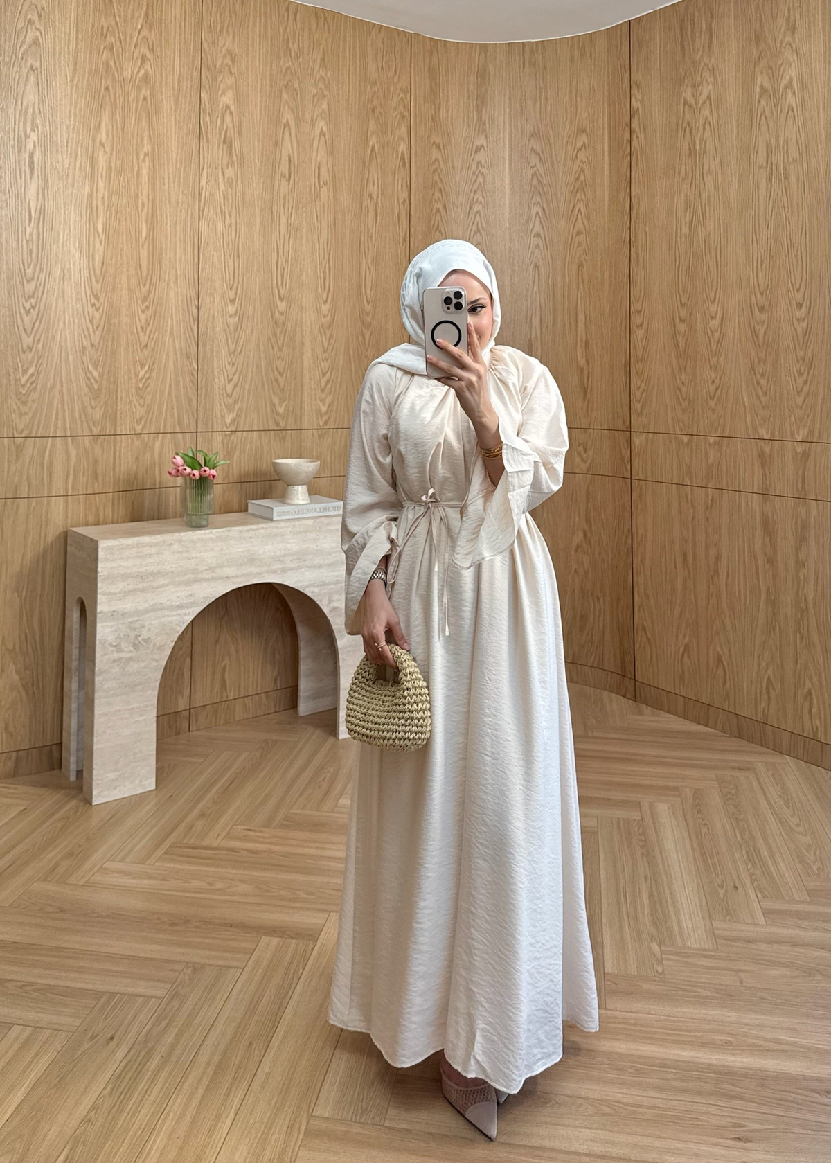 Kol Detaylı  Elbise Bej