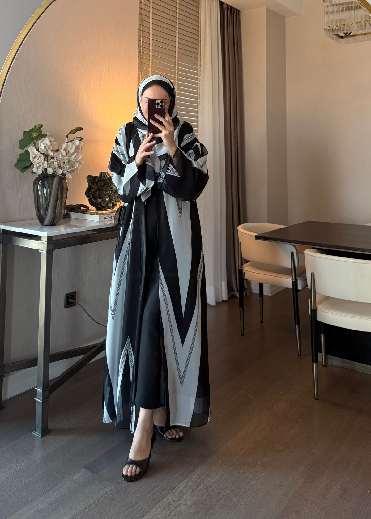 Şallı Zen Abaya Siyah-Beyaz