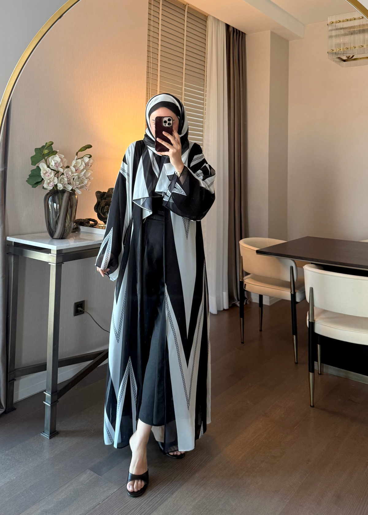 Şallı Zen Abaya Siyah-Beyaz
