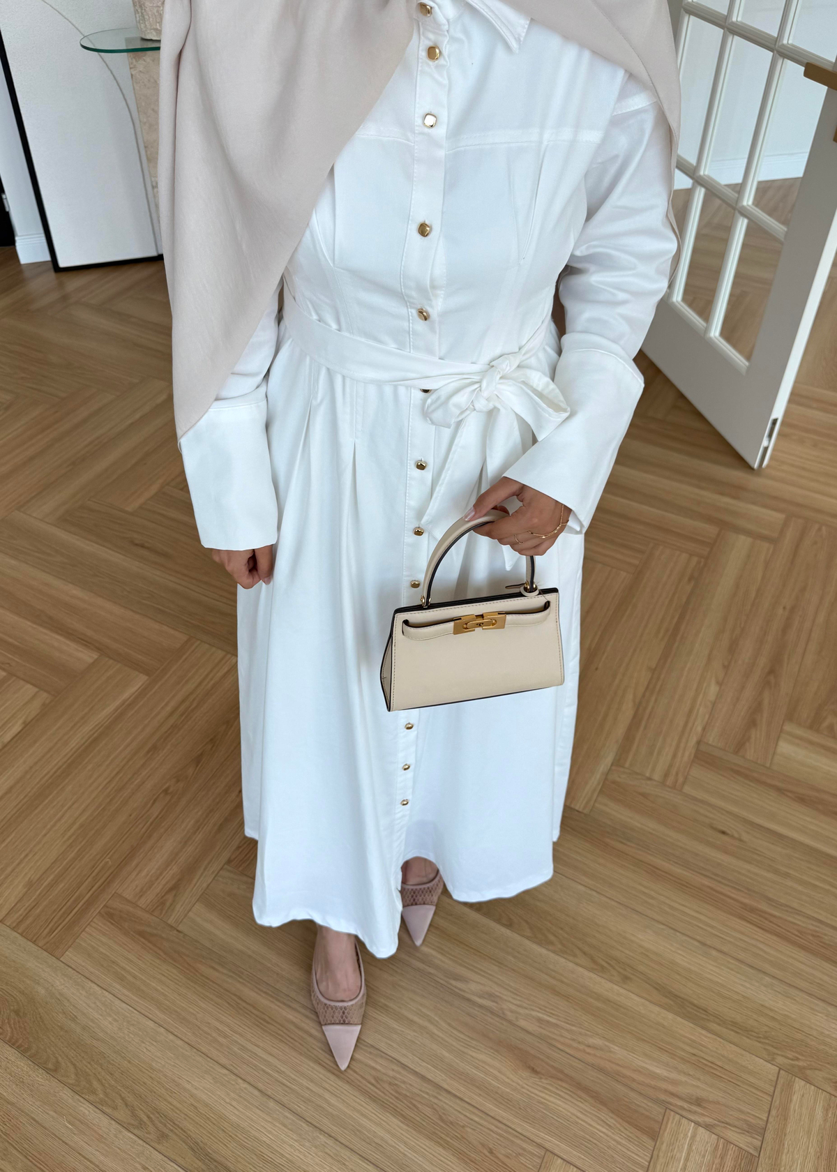 Dean Gold Düğmeli Elbise Ekru