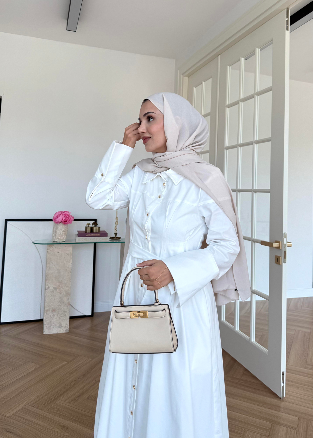 Dean Gold Düğmeli Elbise Ekru