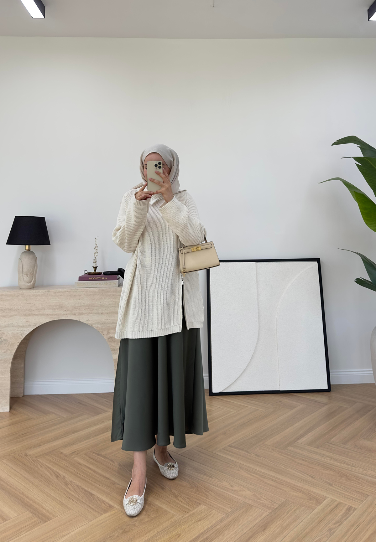 Karen Saten Etek Haki