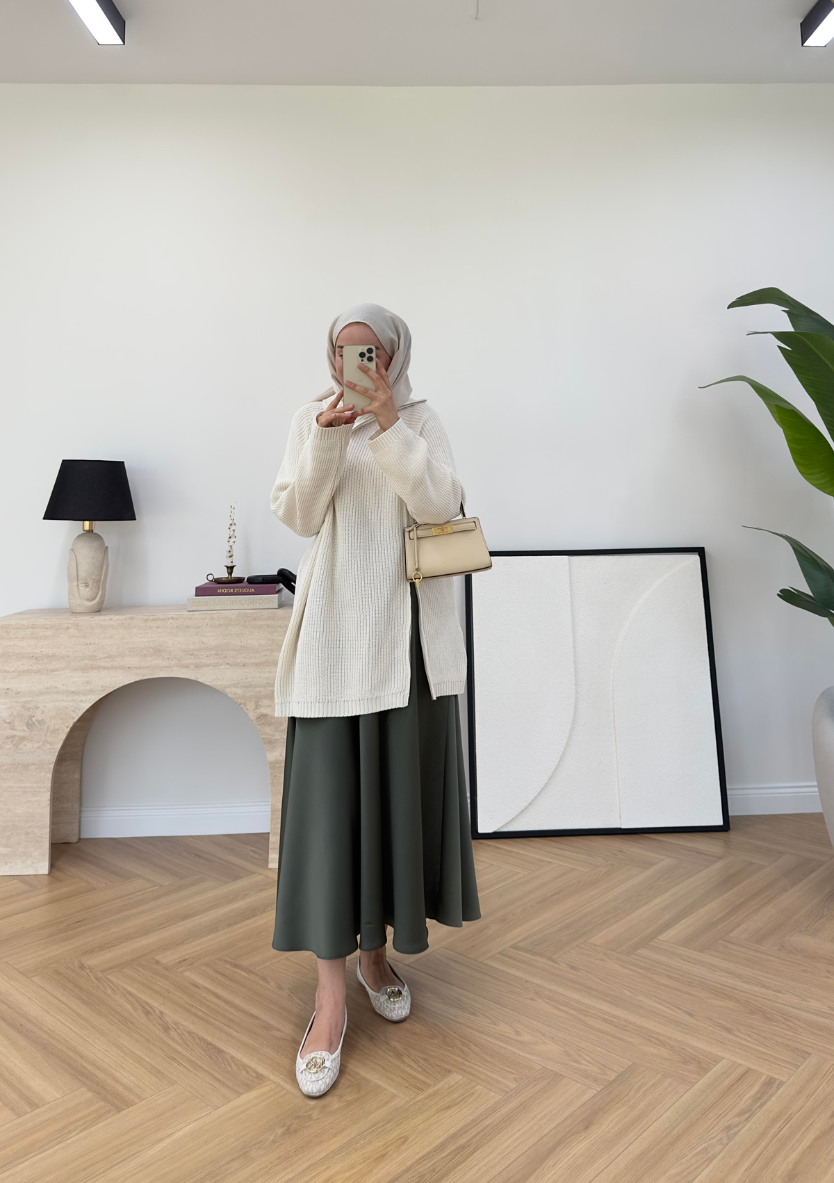 Karen Saten Etek Haki