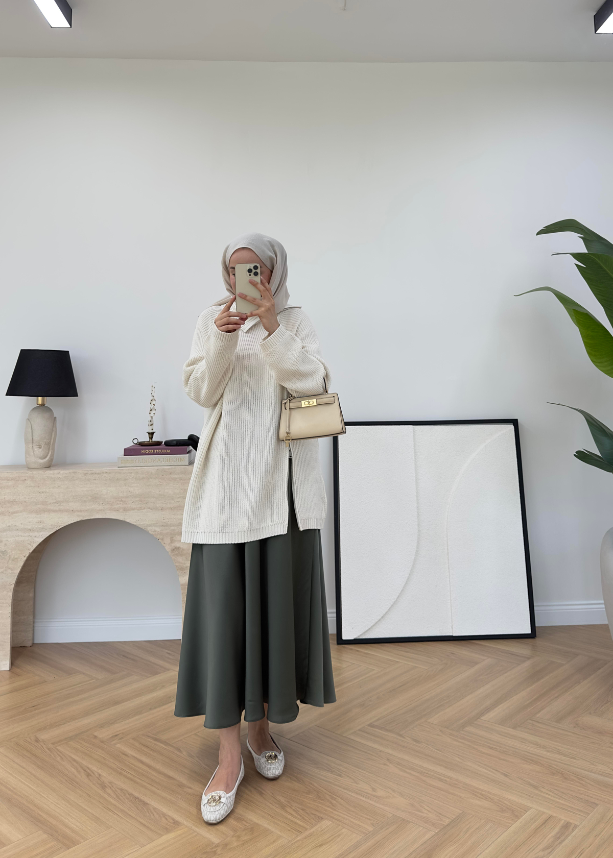 Karen Saten Etek Haki