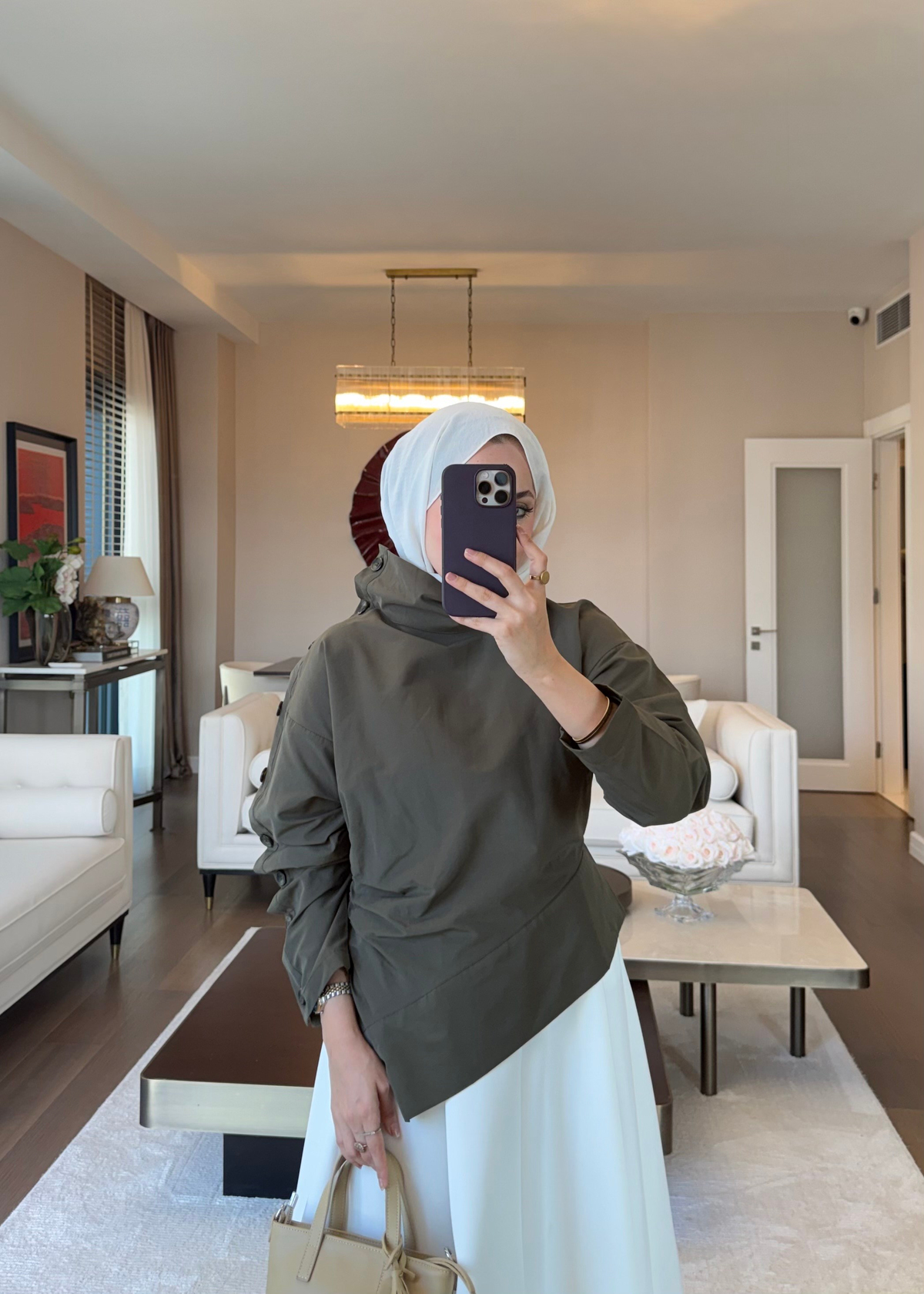 Kolu Düğme Detaylı Asimetrik Bluz Haki