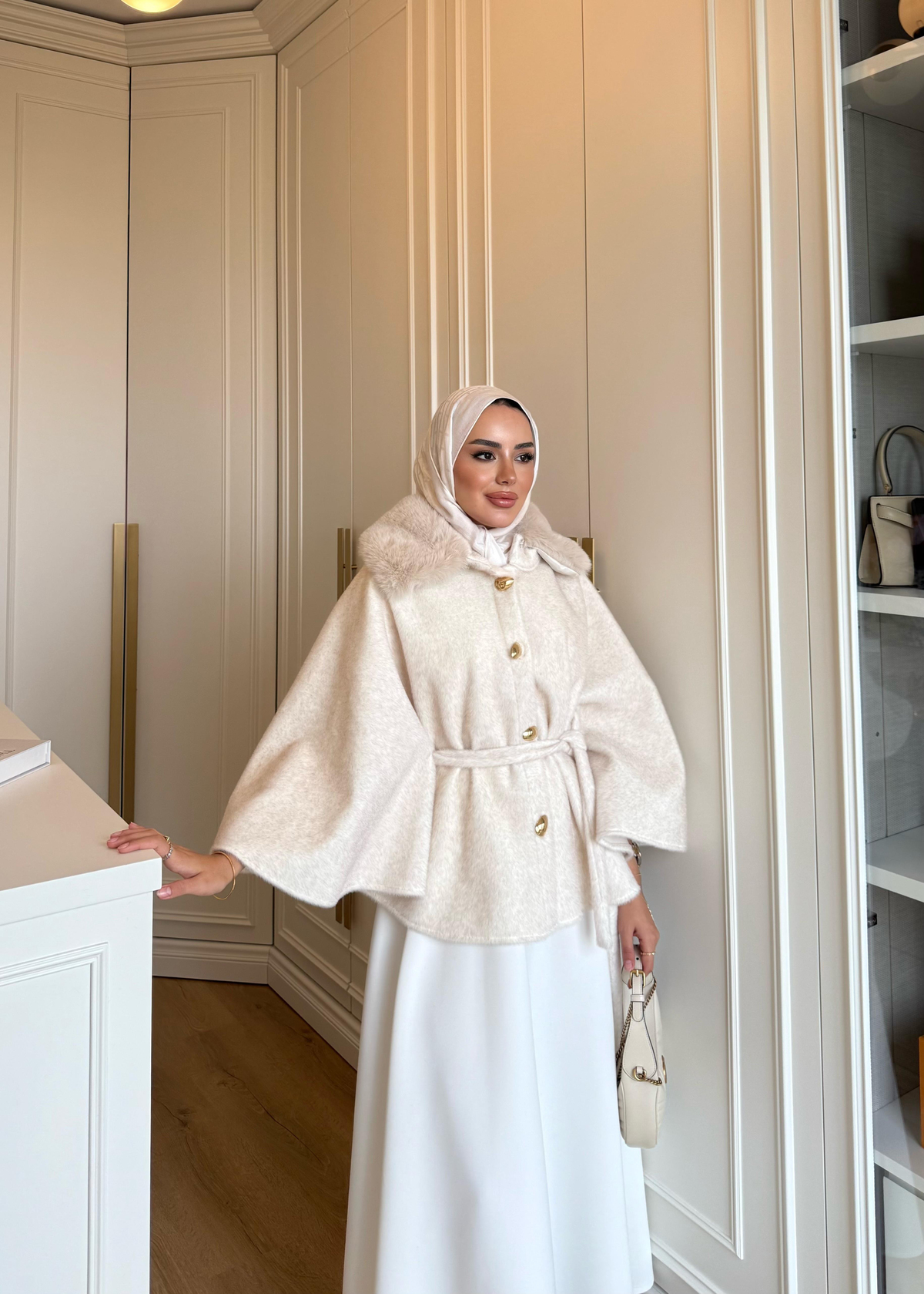 Kürk Detaylı Panço Ekru