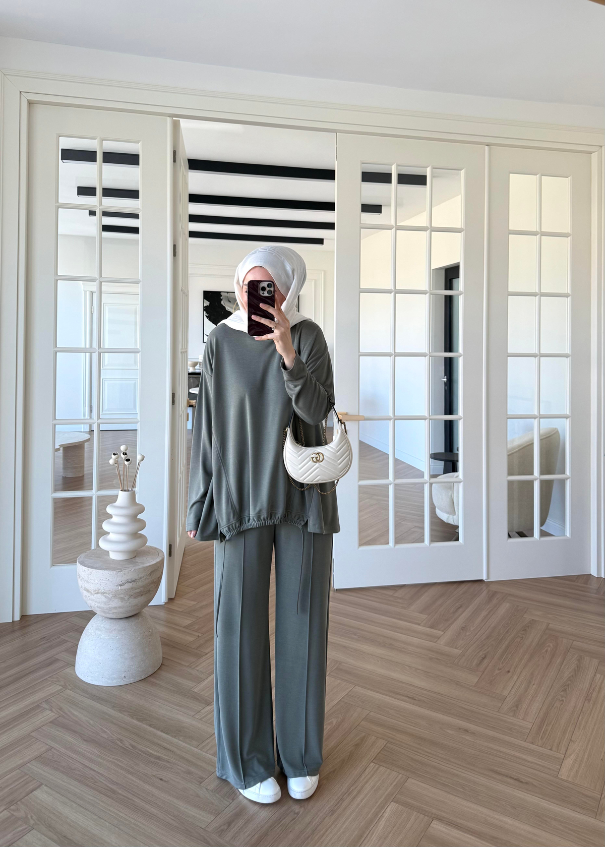 Önü Büzgülü Pike Takım Çağla Yeşili