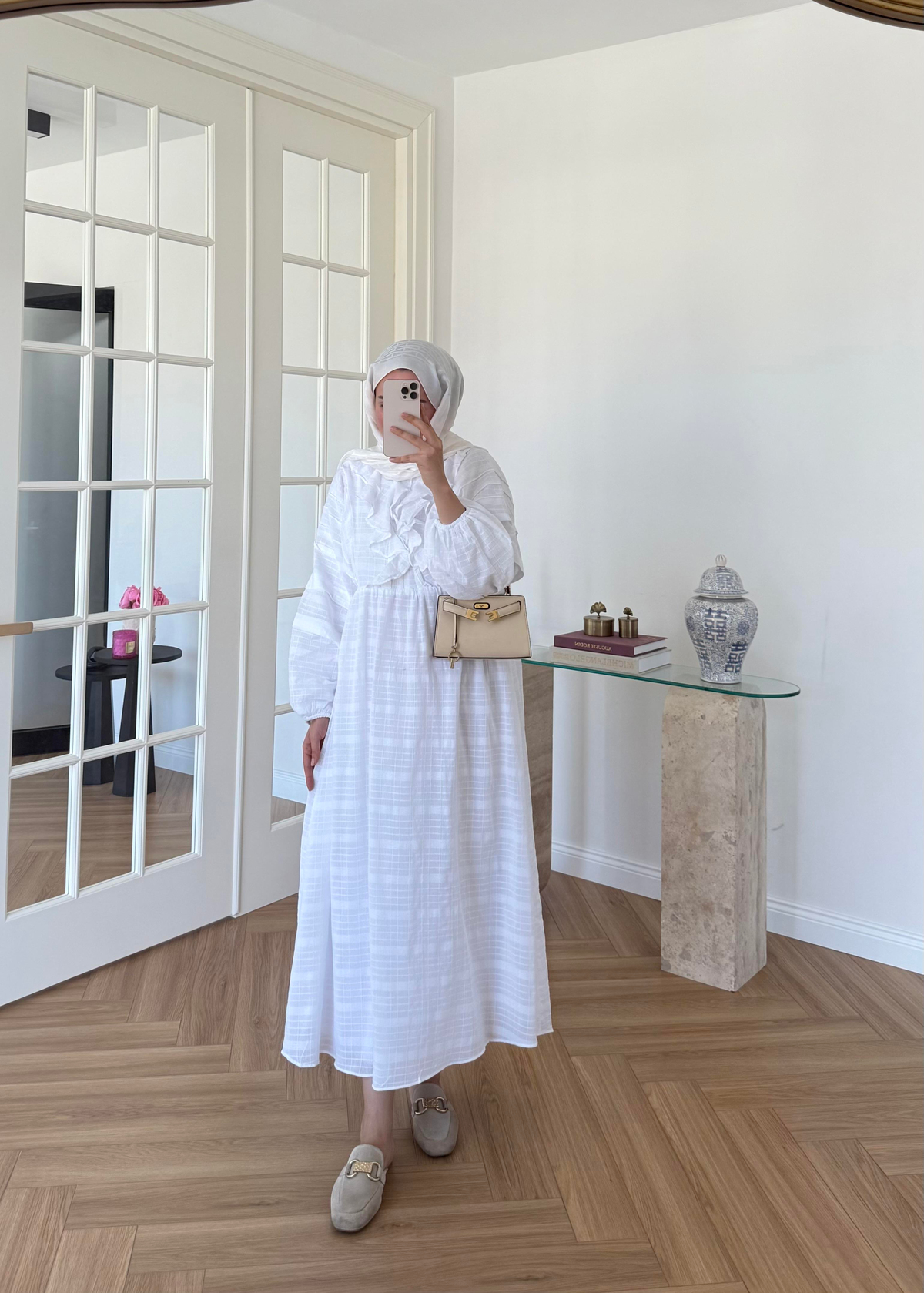 Önü Fırfırlı Elbise Ekru