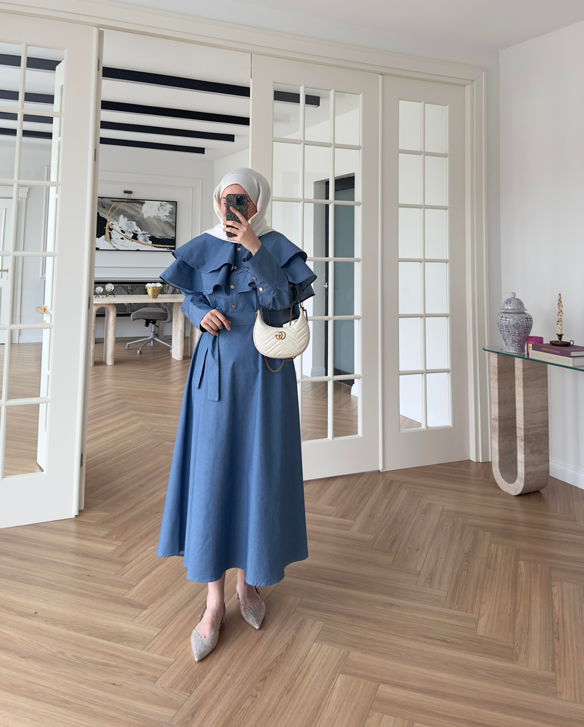 Pelerinli Denim Elbise Açık Mavi