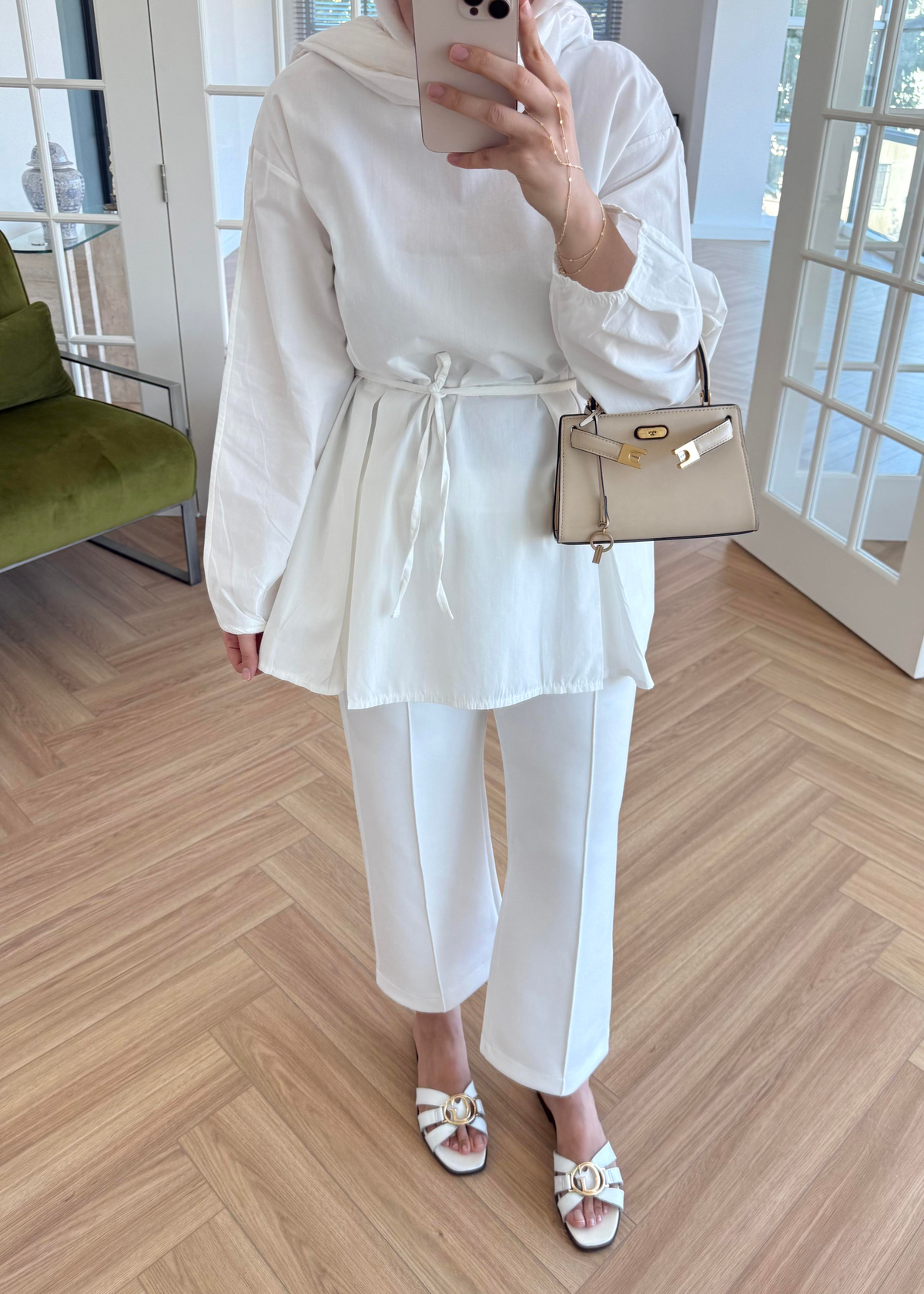 Pile Detaylı Poplin Gömlek Ekru