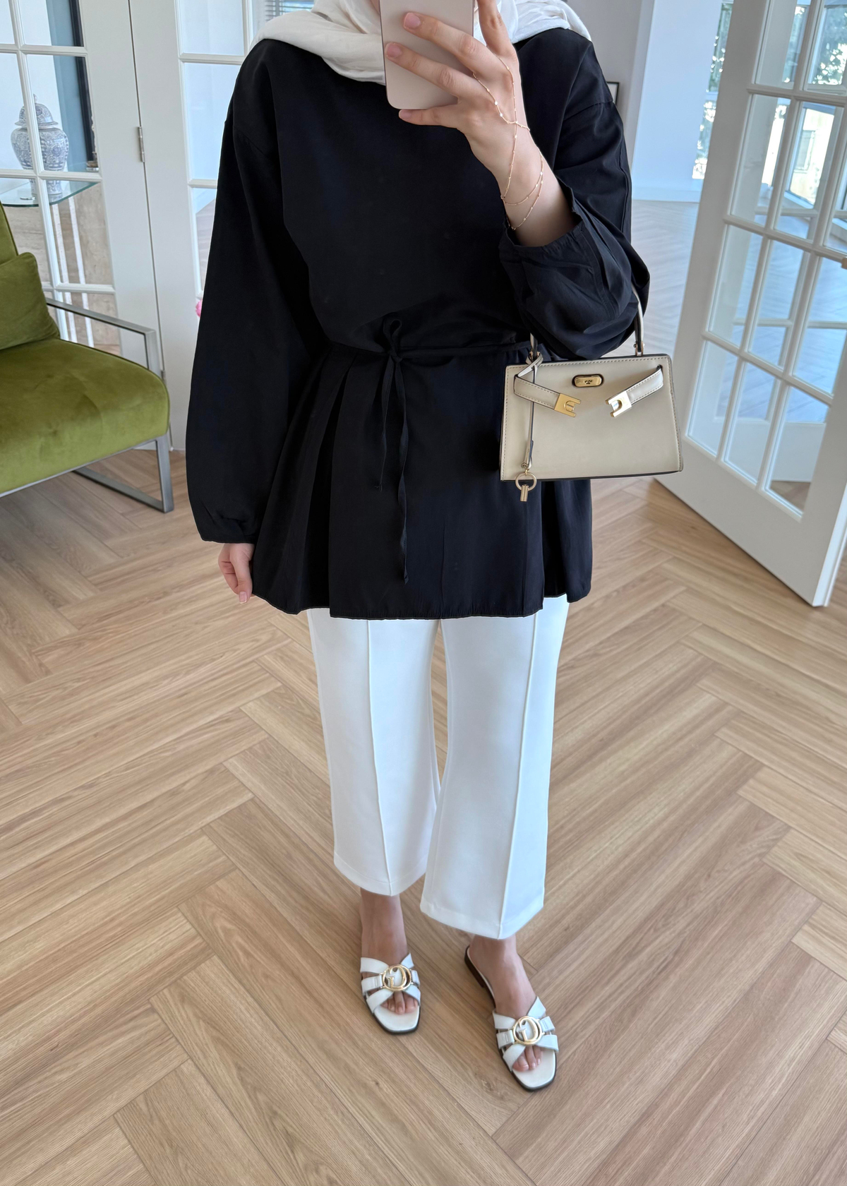 Pile Detaylı Poplin Gömlek Siyah