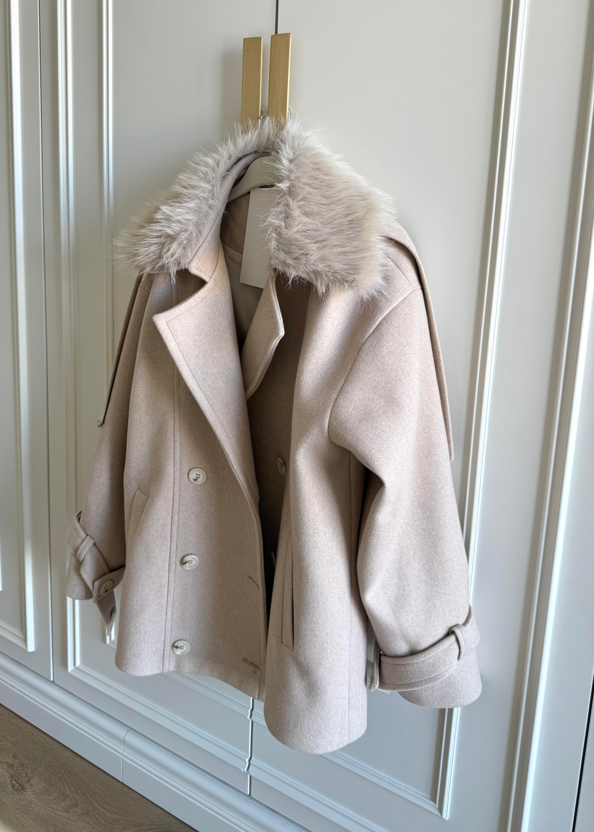 Premium Yakası Kürklü Kısa Kaban Taş